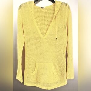 CUTE AND CHEERY YELLOW MESH M.I.N.N.E. HOODIE/ COVER UP. SIZE M.